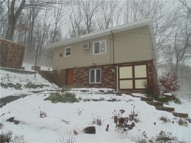 84Grannis St, East Haven, CT 06512