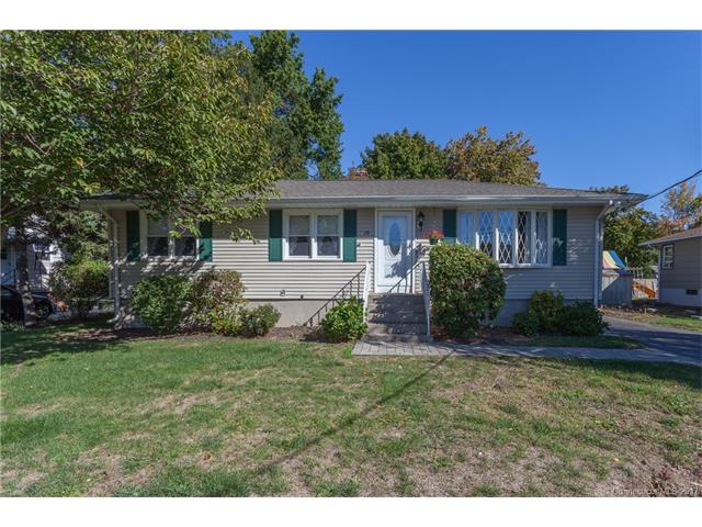 79 Edgar St, E Haven, CT 06512