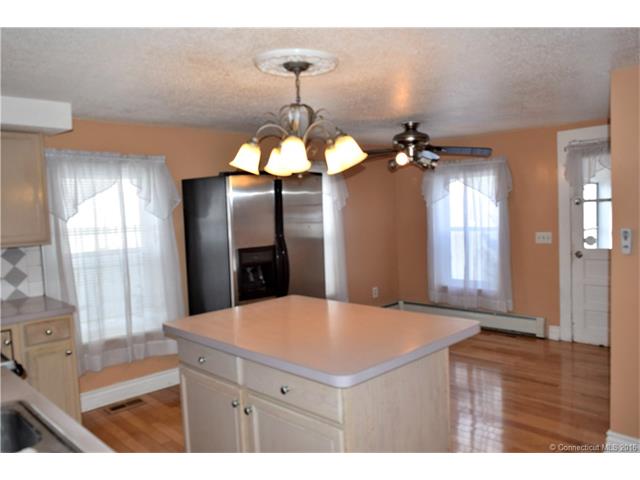 103 Bradley Ave, E Haven, CT 06512