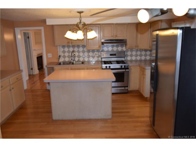 103 Bradley Ave, E Haven, CT 06512