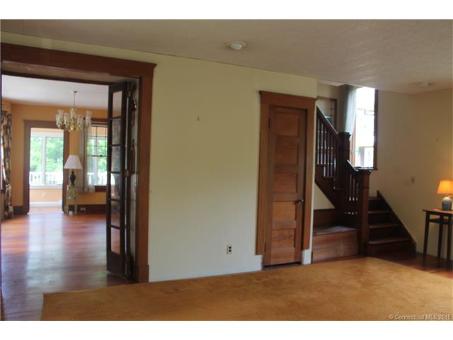 988 Townsend Ave, New Haven, CT 06512