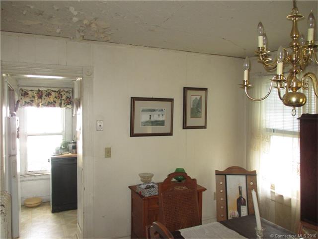 330 Lighthouse Rd, New Haven, CT 06512