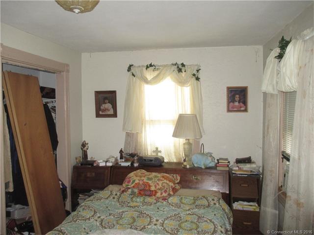 330 Lighthouse Rd, New Haven, CT 06512