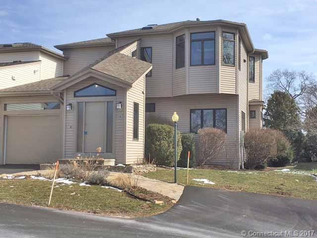 16Whalers Pt, East Haven, CT 06512