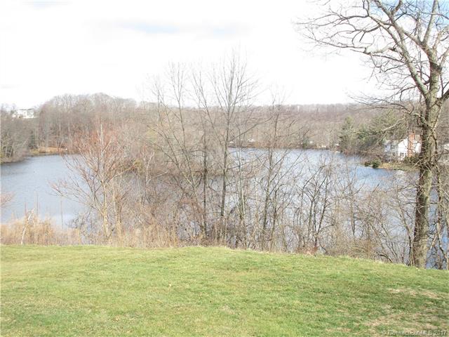 153Grannis St, East Haven, CT 06512