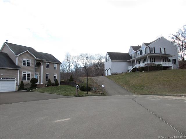 153Grannis St, East Haven, CT 06512