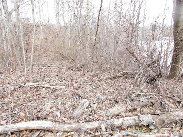 153Grannis St, East Haven, CT 06512