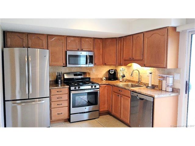 63 Coleman St, E Haven, CT 06512