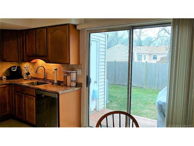 63 Coleman St, E Haven, CT 06512