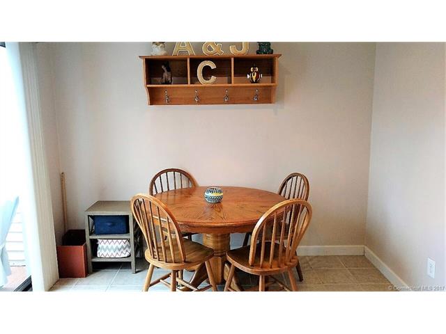 63 Coleman St, E Haven, CT 06512