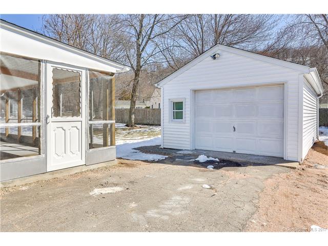 62 Van Horn Dr, E Haven, CT 06512