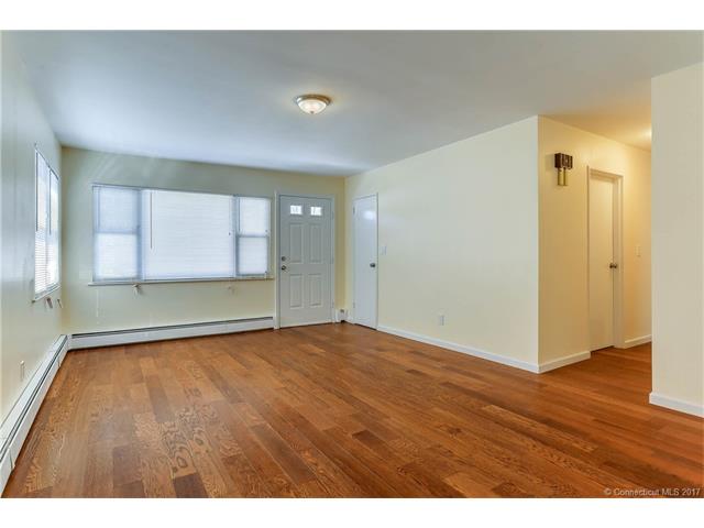 62 Van Horn Dr, E Haven, CT 06512