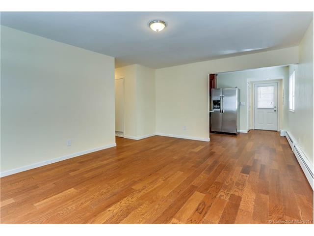 62 Van Horn Dr, E Haven, CT 06512