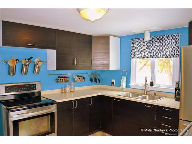 33Elm Court Ext, East Haven, CT 06512