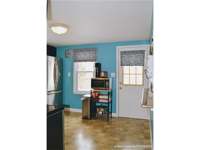 33Elm Court Ext, East Haven, CT 06512