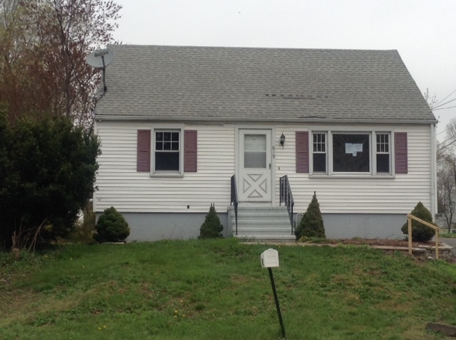619 Laurel StreetEast Haven, CT, 06512New Haven County