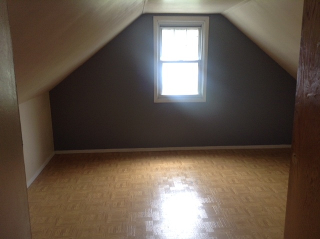 619 Laurel StreetEast Haven, CT, 06512New Haven County