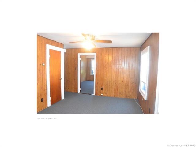 61Clinton Ave, New Haven, CT 06513