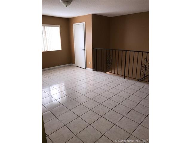 140 Thompson, E Haven, CT 06513