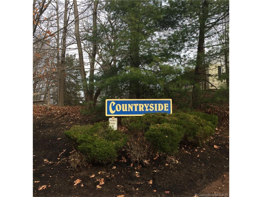 75 Redwood Dr, E Haven, CT 06513
