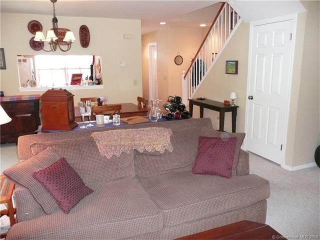 106 Front St, New Haven, CT 06513