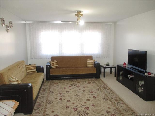 20 Donna Dr, New Haven, CT 06513
