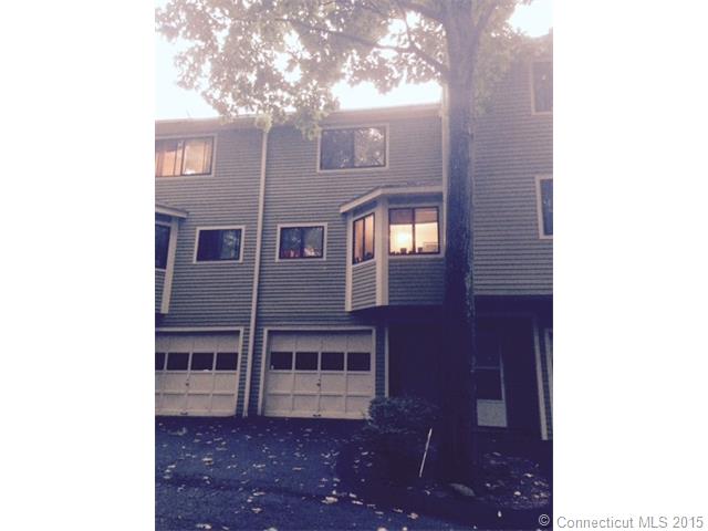 40 Foxon Hill Rd, New Haven, CT 06513