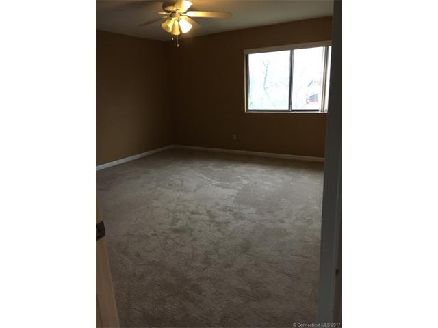 140 Thompson, E Haven, CT 06513