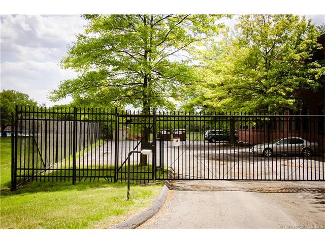 1Front St #105, New Haven, CT 06513