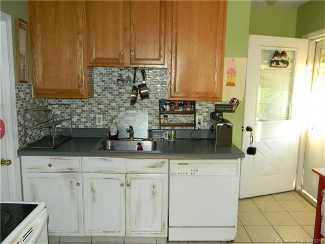 93Foxon Blvd, East Haven, CT 06513