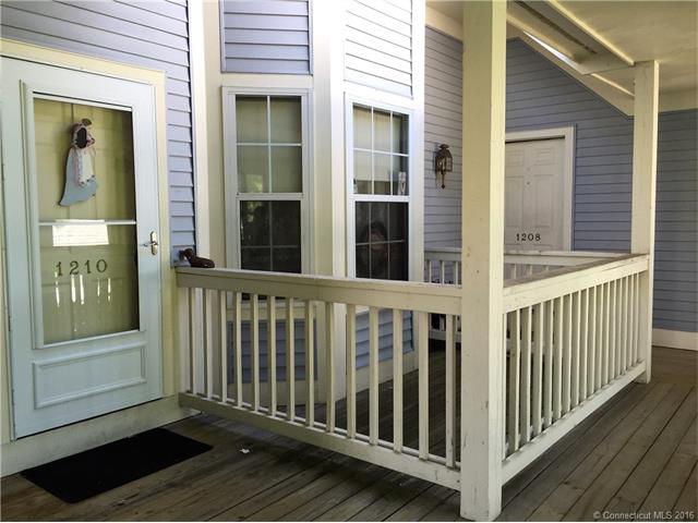75 Redwood Dr, E Haven, CT 06513
