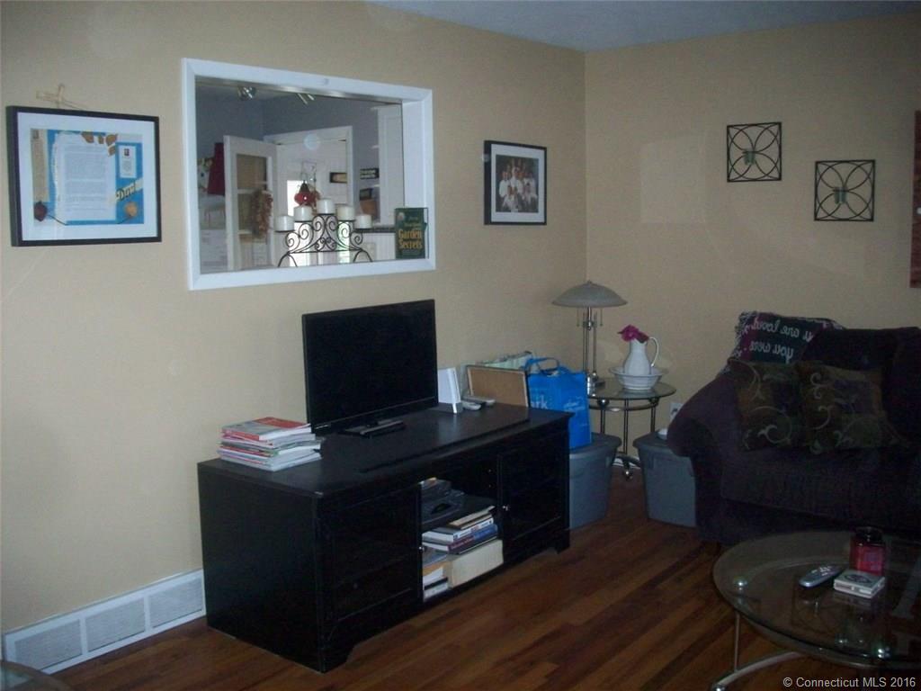 25 Roosevelt St, New Haven, CT 06513