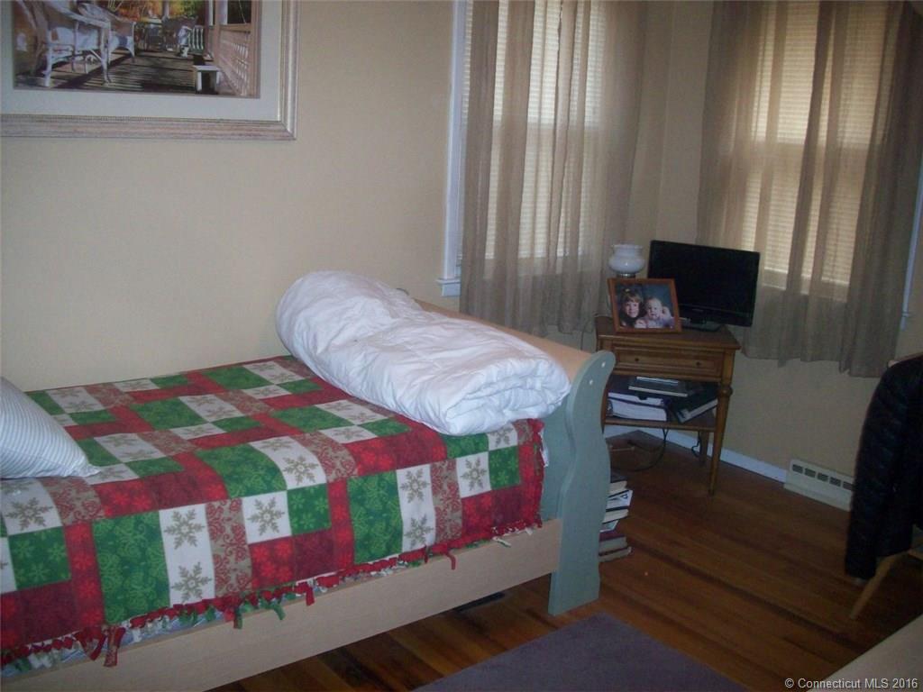 25 Roosevelt St, New Haven, CT 06513