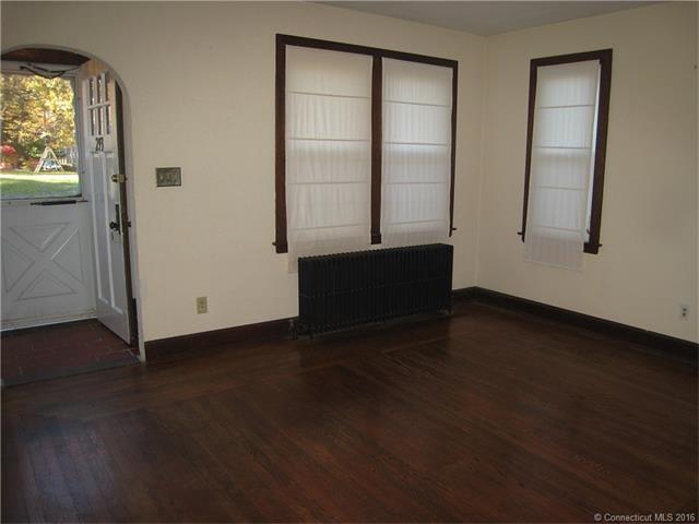 293 Summit St, New Haven, CT 06513
