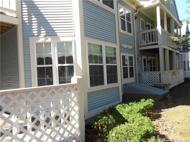 75 Redwood, E Haven, CT 06513