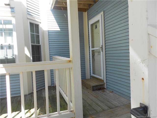 75 Redwood, E Haven, CT 06513