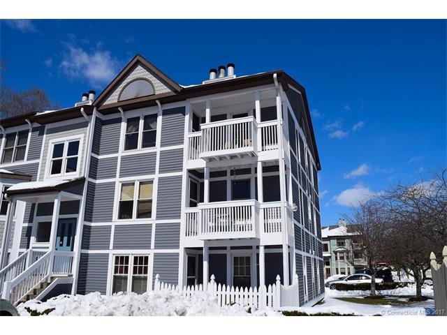 118 Front St, New Haven, CT 06513