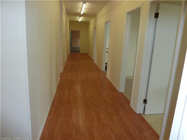 1220 Sherman Ave, Hamden, CT 06514