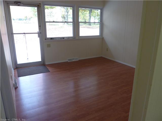 1220 Sherman Ave, Hamden, CT 06514