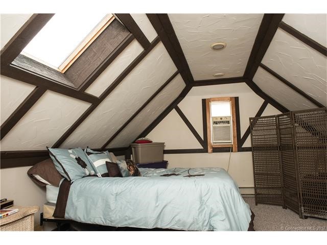 85Heathridge Rd, Hamden, CT 06514