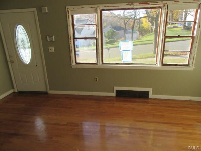 87 Mueller Drive, Hamden, CT 06514