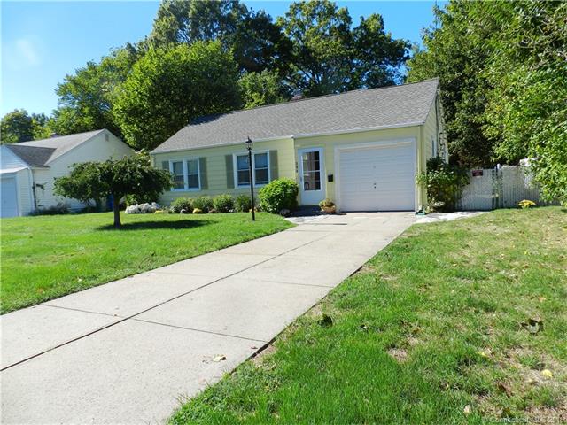 394 Circular Ave, Hamden, CT 06514