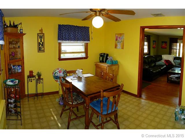 710 Circular Ave, Hamden, CT 06514
