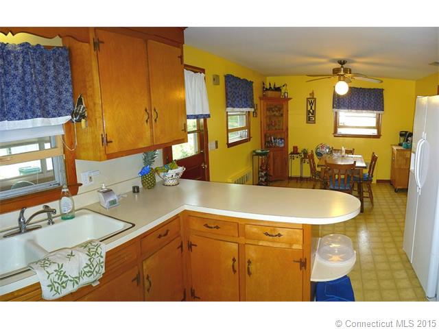 710 Circular Ave, Hamden, CT 06514