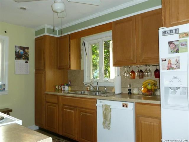 71 Hayward Road, Hamden, CT 06514