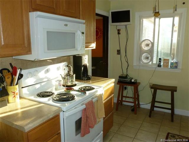 71 Hayward Road, Hamden, CT 06514