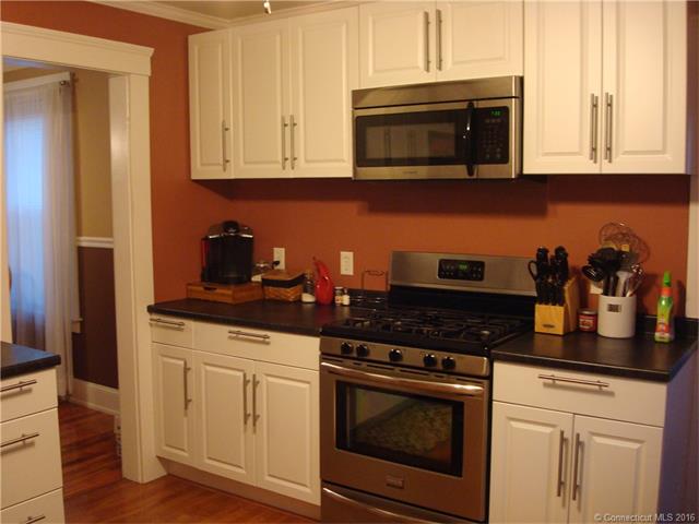 37 Long Meadow Ave, Hamden, CT 06514