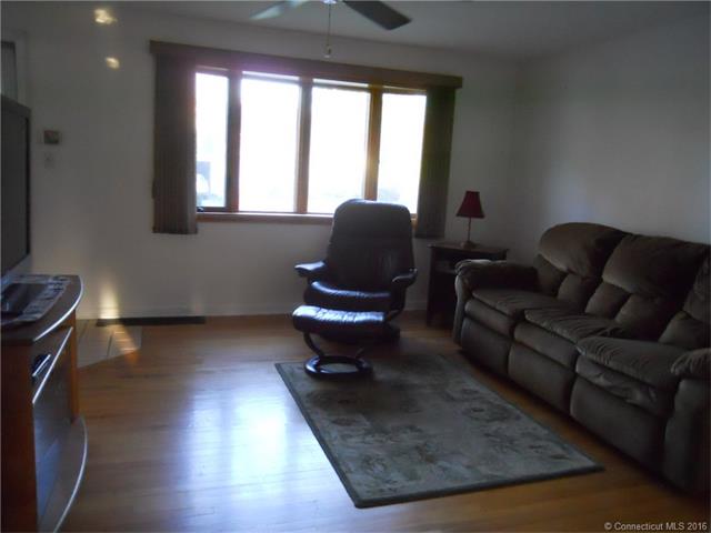 42 Plains Rd, Hamden, CT 06514