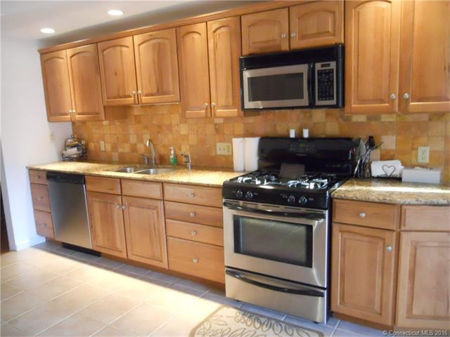 42 Plains Rd, Hamden, CT 06514