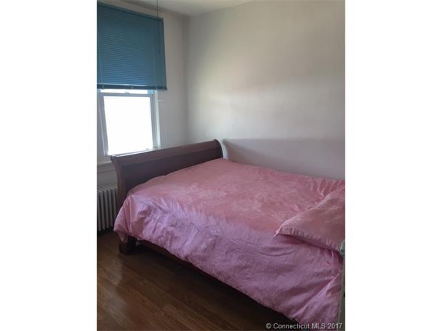 644th St, Hamden, CT 06514